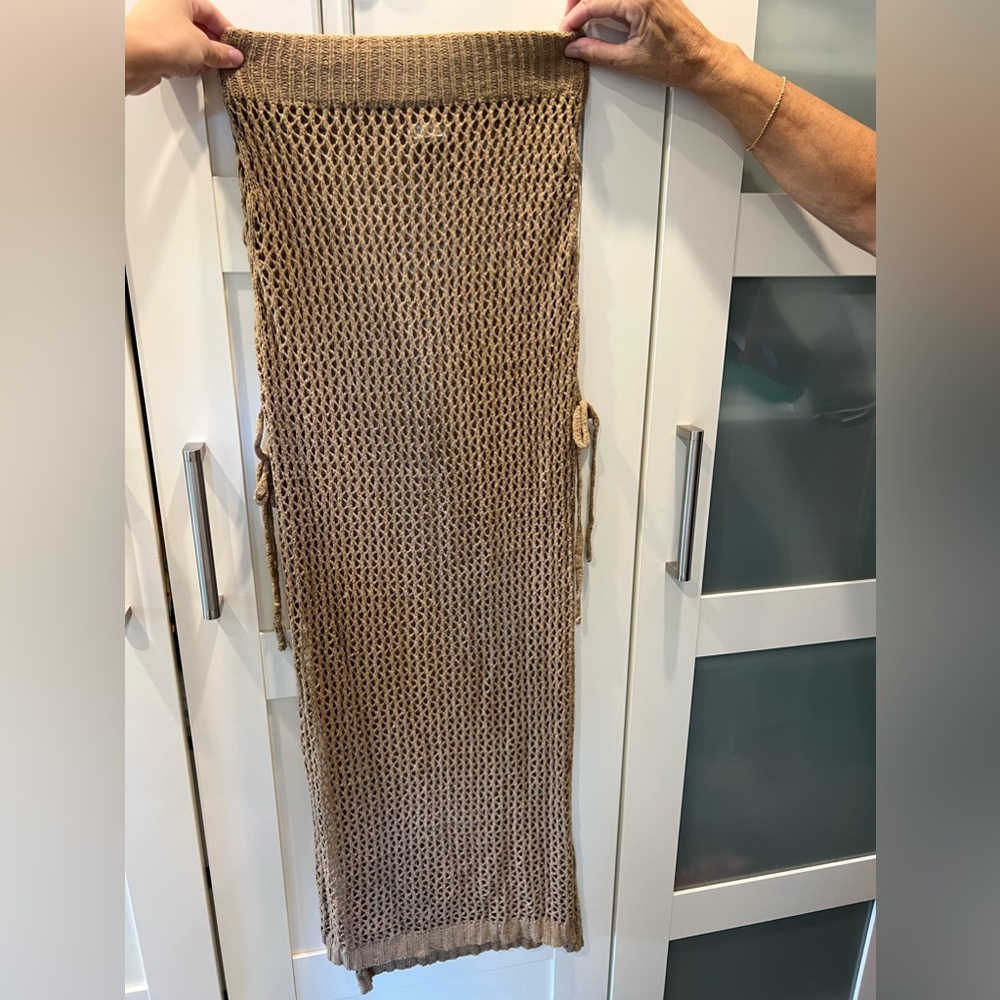 Never worn cute skirt cover up for bathing suits